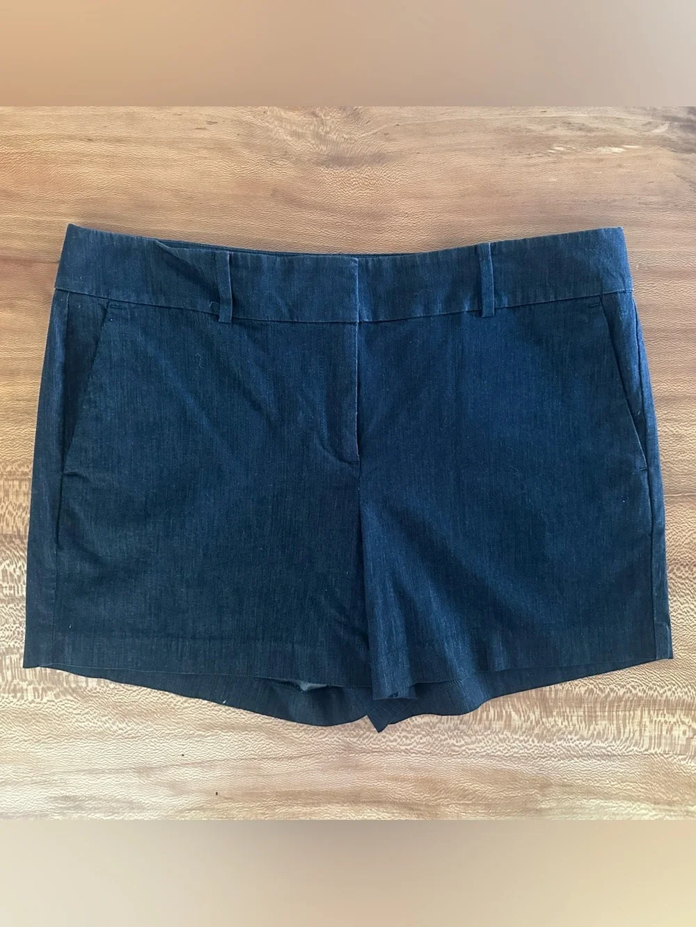 Ann Taylor Factory Dark Navy Signature Fit Shorts|Size 10